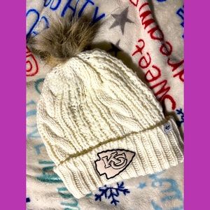 Womens '47 cream Kansas City Cheifs knit hat